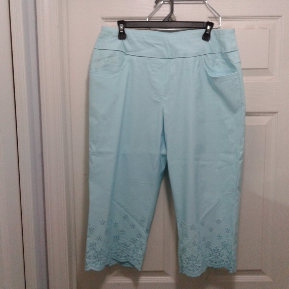 Ruby Rd. Woman 16W Aqua / Light Blue Capri Pants W/Lacey Ankle pants NEW W/TAG